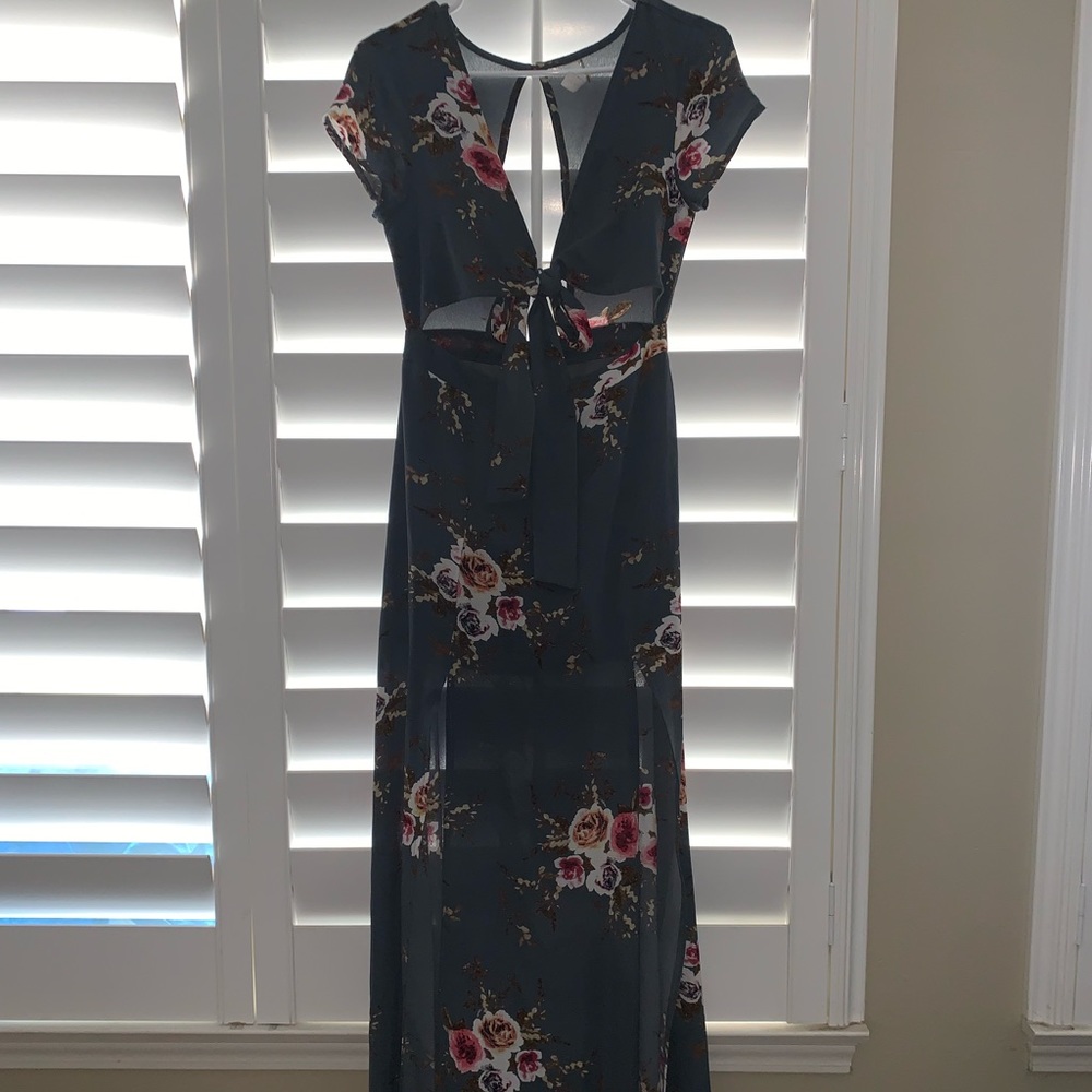 Size Small Blue Blush Floral Dress
